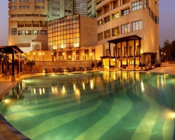 luxury-5-star-hotel-on-sale-in-delhi-big-1